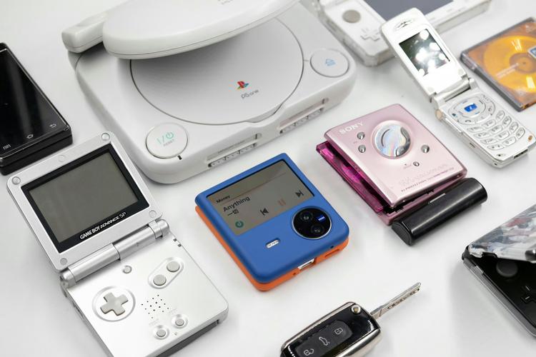 有哪些小而美的数码mini产品# 图上拍了一部分经典小而美的mini化